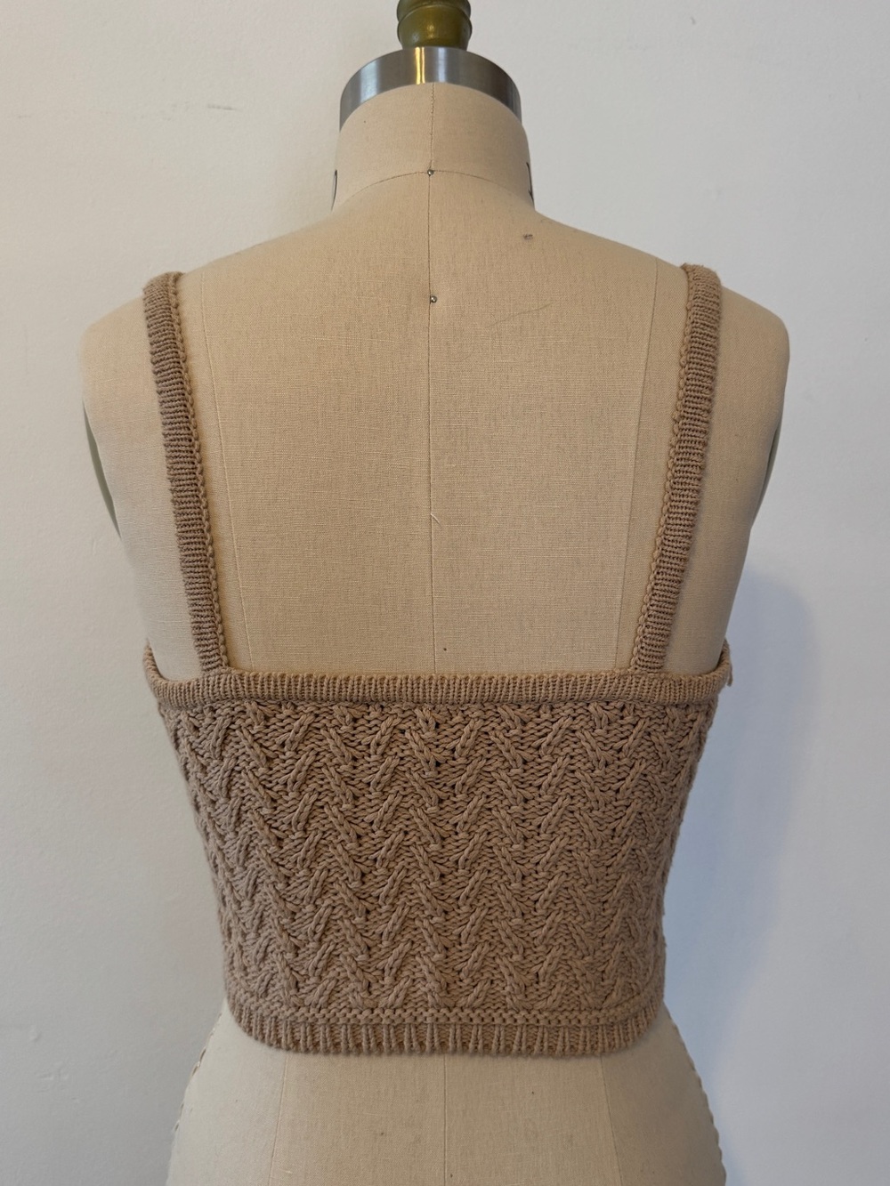 EXPRESS Crochet Crop Top - Picture 3 of 4